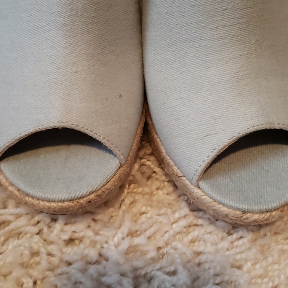 Charles David DENIM Light blue denim wedge - Picture 3 of 12